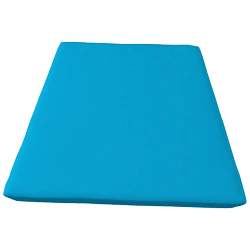 Un coussin trapeze bleu. (tendu)